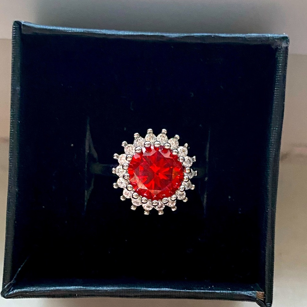 Ruby red costume ring